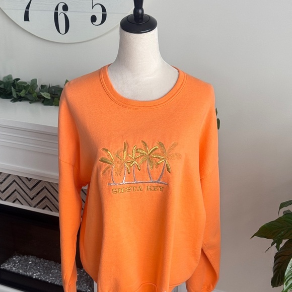 SIESTA KEY Sweatshirt - Picture 1 of 6
